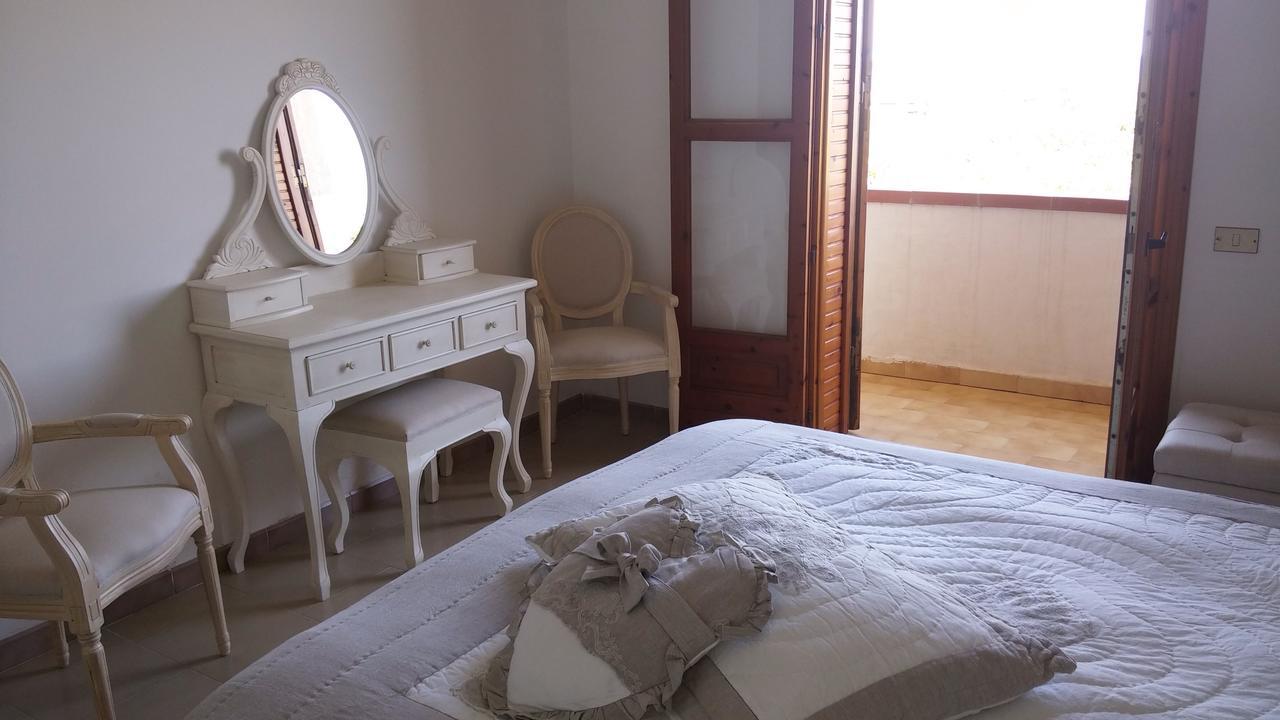 Ifioridisicilia Bed & Breakfast Campofelice Di Roccella Exterior photo